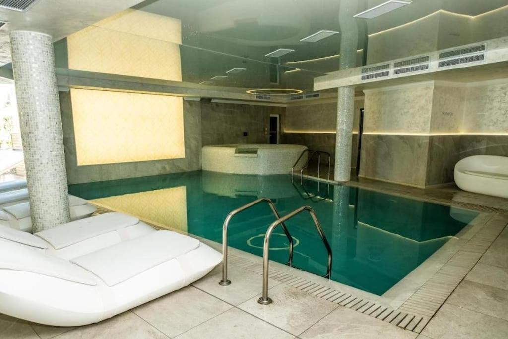 Luxury Apartment 'Rich' Welingrad Exterior foto